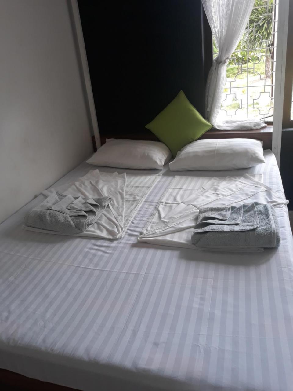 Coco Hostels - เวลิกามา ภายนอก รูปภาพ