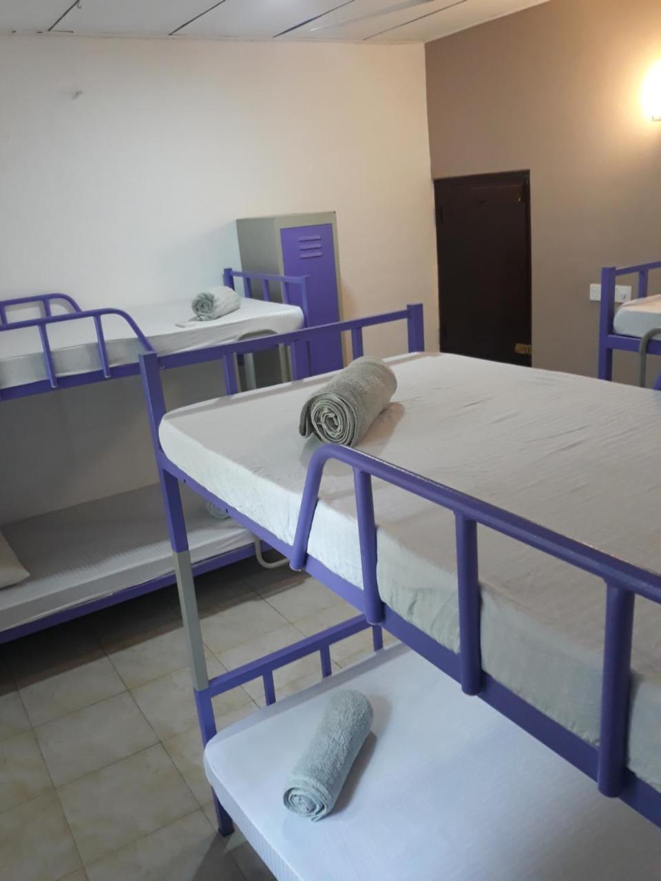 Coco Hostels - เวลิกามา ภายนอก รูปภาพ