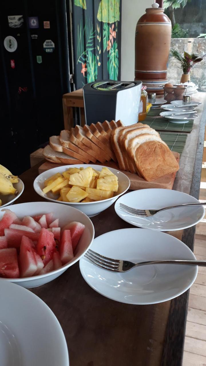 Coco Hostels - เวลิกามา ภายนอก รูปภาพ